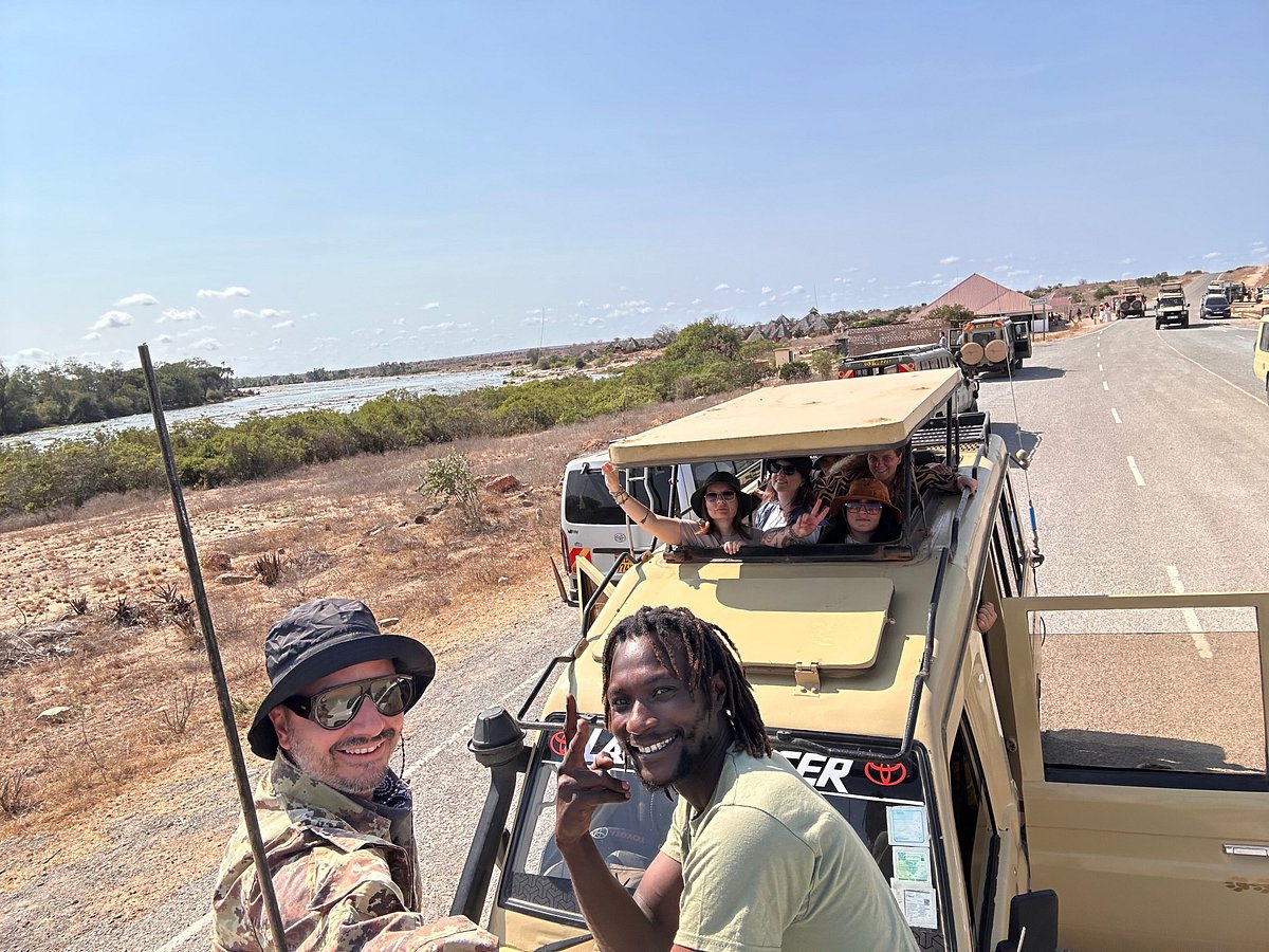 Safari nel Parco Nazionale di Tsavo Est, animali selvatici tra le savane, partenza da Watamu